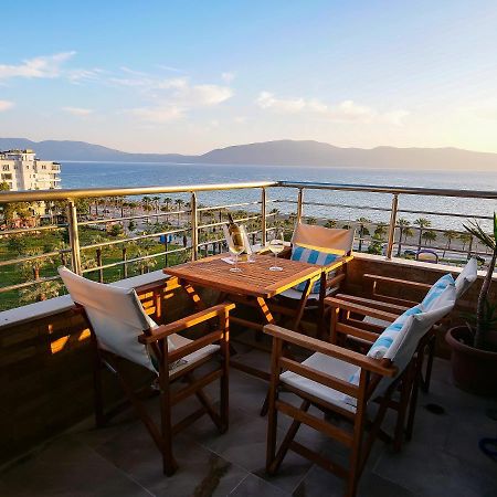 Sea Side Apartment Вльора Екстер'єр фото