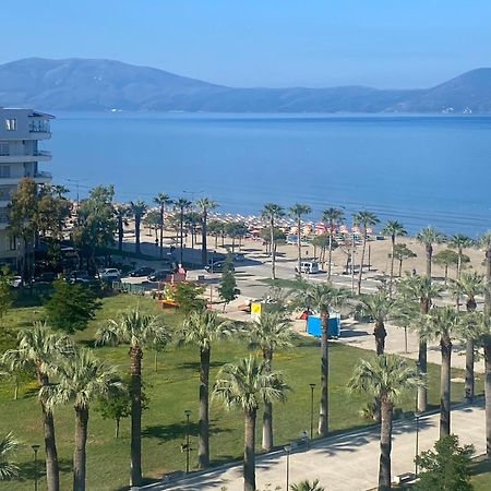Sea Side Apartment Вльора Екстер'єр фото