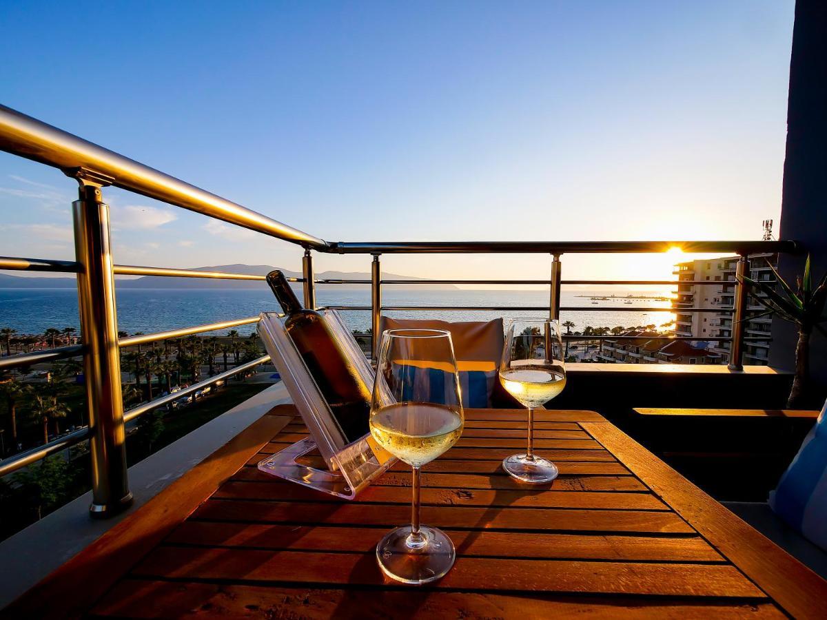 Sea Side Apartment Вльора Екстер'єр фото